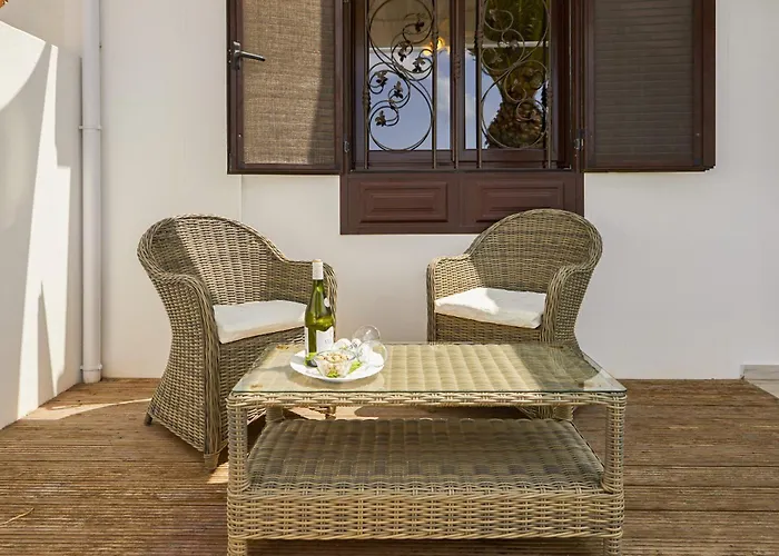 Villa Del Sol - Lh133 By Villas Now Ltd